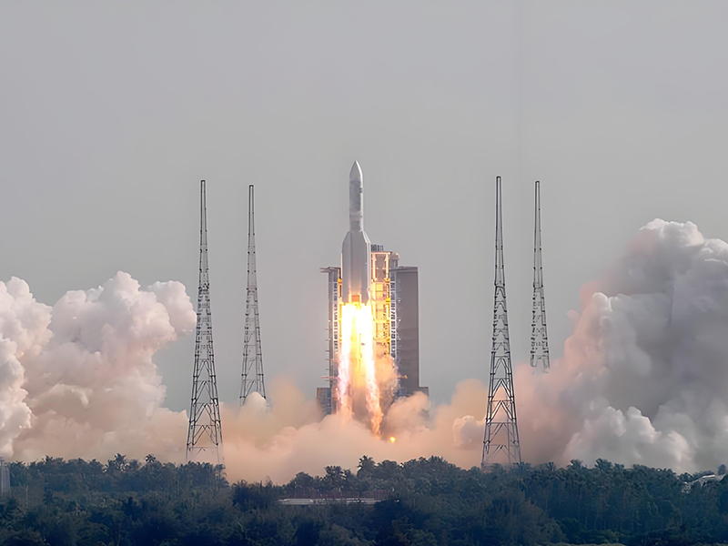 Satellite and aerospace applications using lithium ion batteries